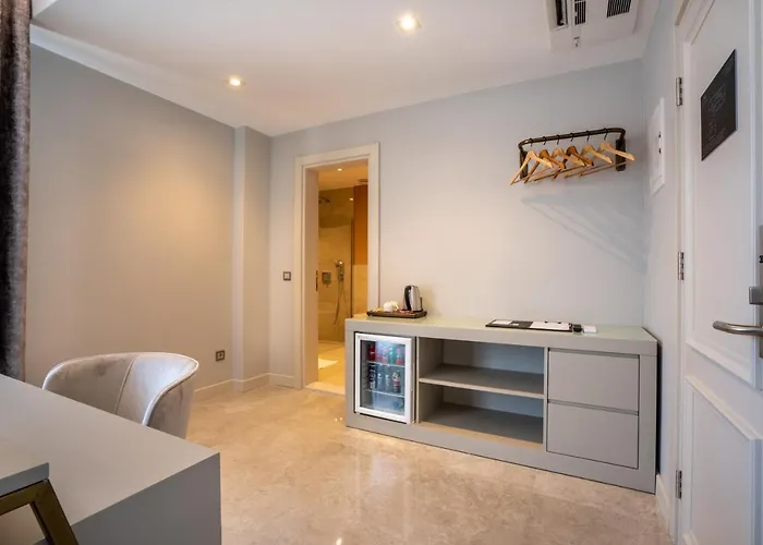 Muhtar Bed & Breakfast