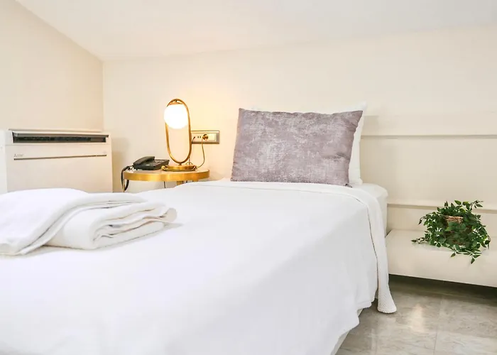 Muhtar Bed & Breakfast