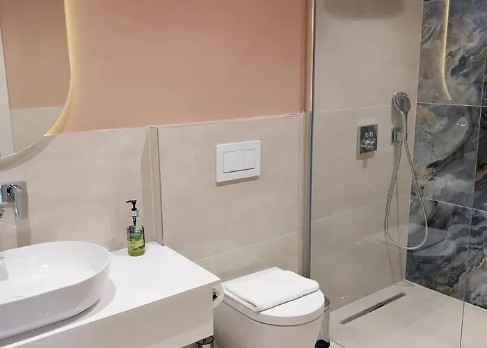 Oda ve Kahvaltı Muhtar