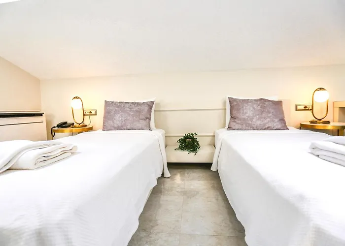 Muhtar Oda ve Kahvaltı 4*