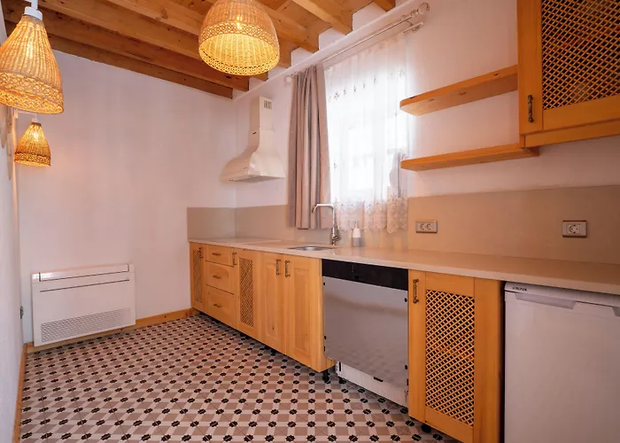 Muhtar Oda ve Kahvaltı 4*